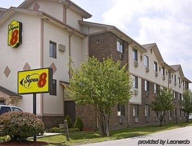 Super 8 By Wyndham Roseville/Detroit Area Esterno foto