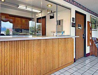 Super 8 By Wyndham Roseville/Detroit Area Interno foto
